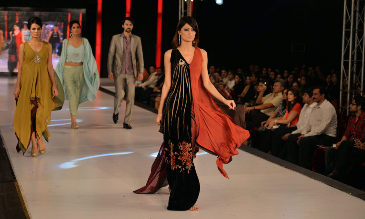 Know About the Upcoming Fashion Shows