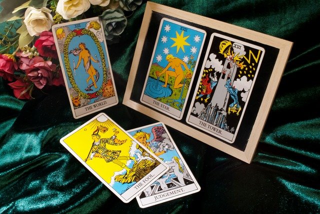 How You Can Understand Tarot Cards and Readings Better