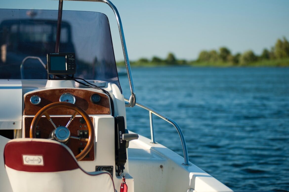 10 Tools You Need If You Plan to Buy a Small Boat Soon